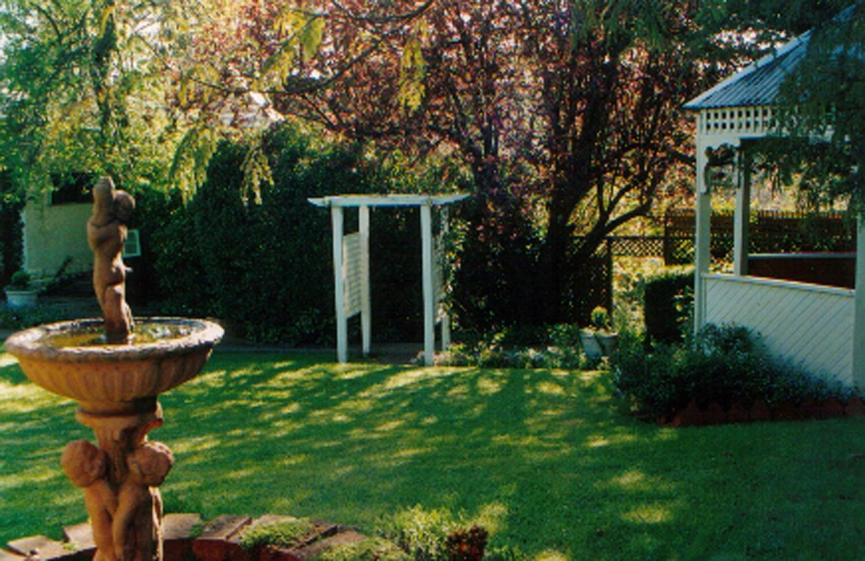 Hotel Mooltan House Hepburn Springs Exterior foto